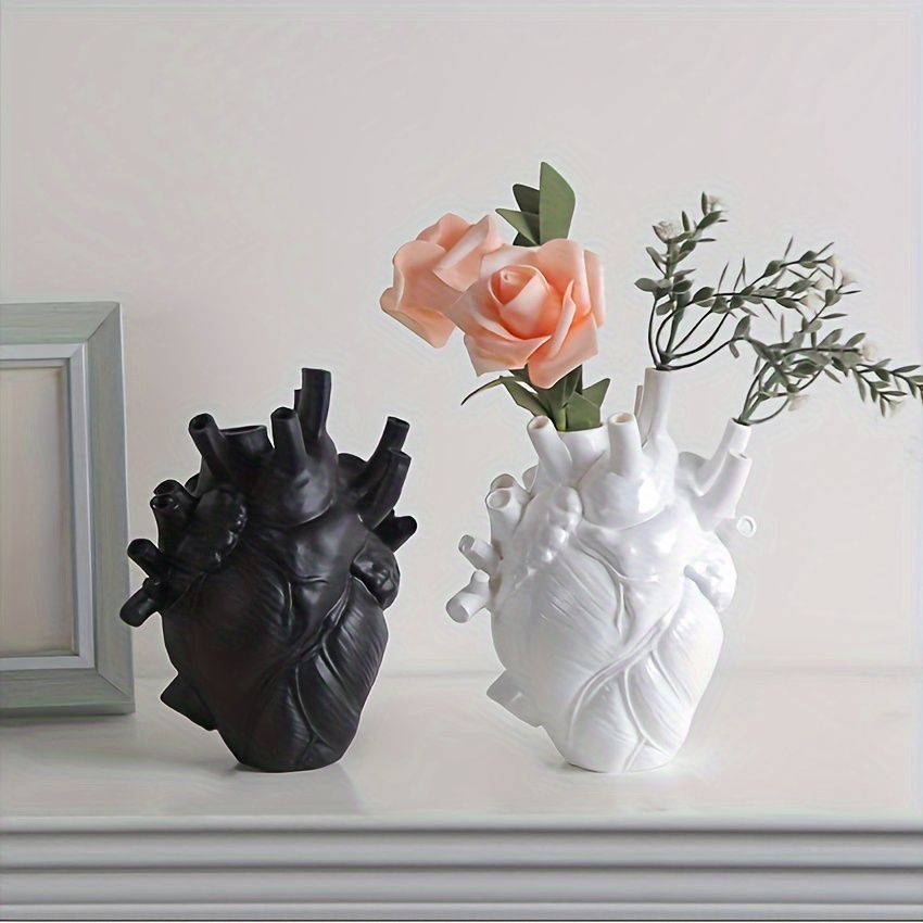 Anatomical Heart Polyresin Flower Vase Creative Design Vase