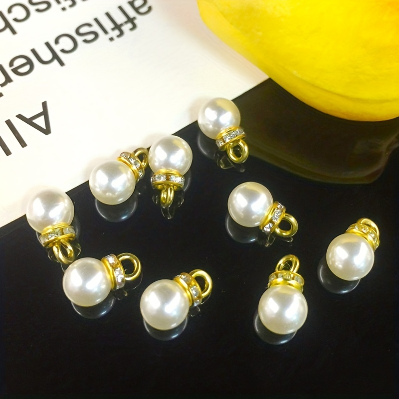 Lot - Pearl & Faux Pearl Accessories