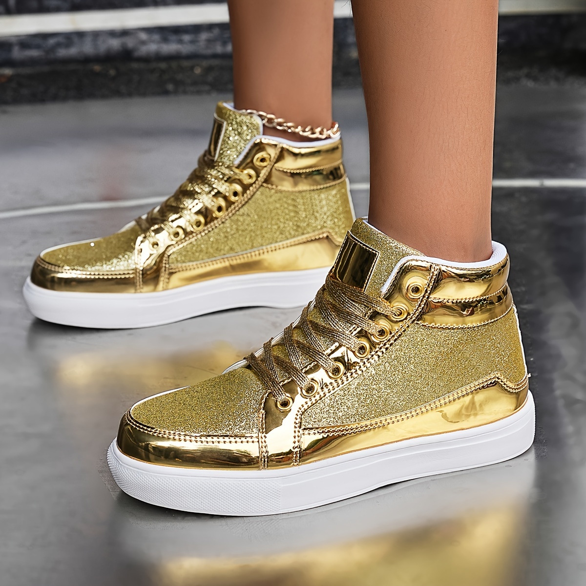 Sequin Decor Glitter Reflective High Top Skate Shoes, Flat Wear Resistance  Non Slip Sneakers, Casual Versatile Outdoor Walking Shoes for Music Festiva
