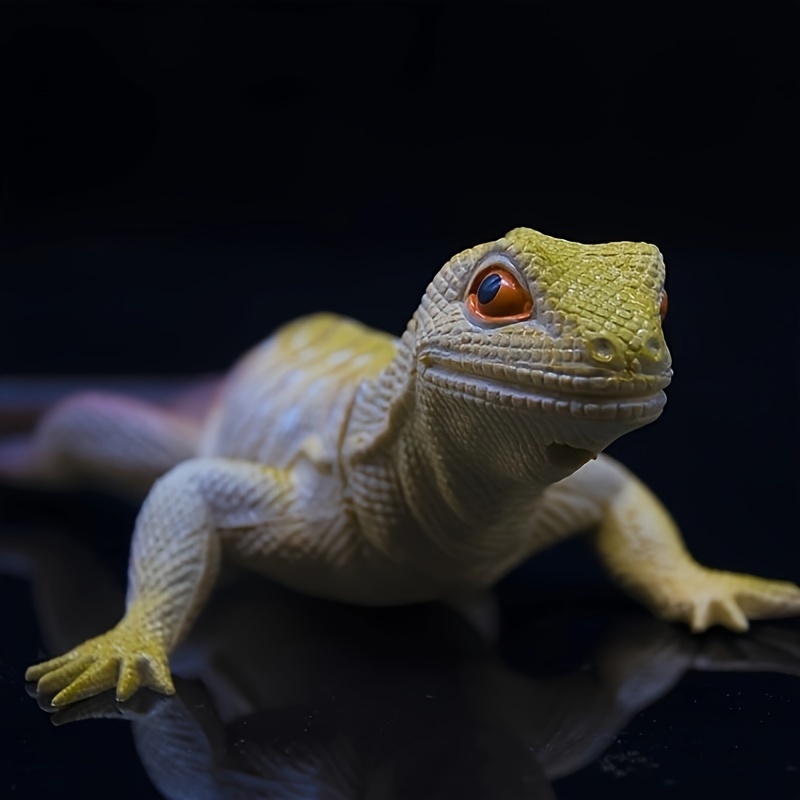 Plastic reptiles hot sale