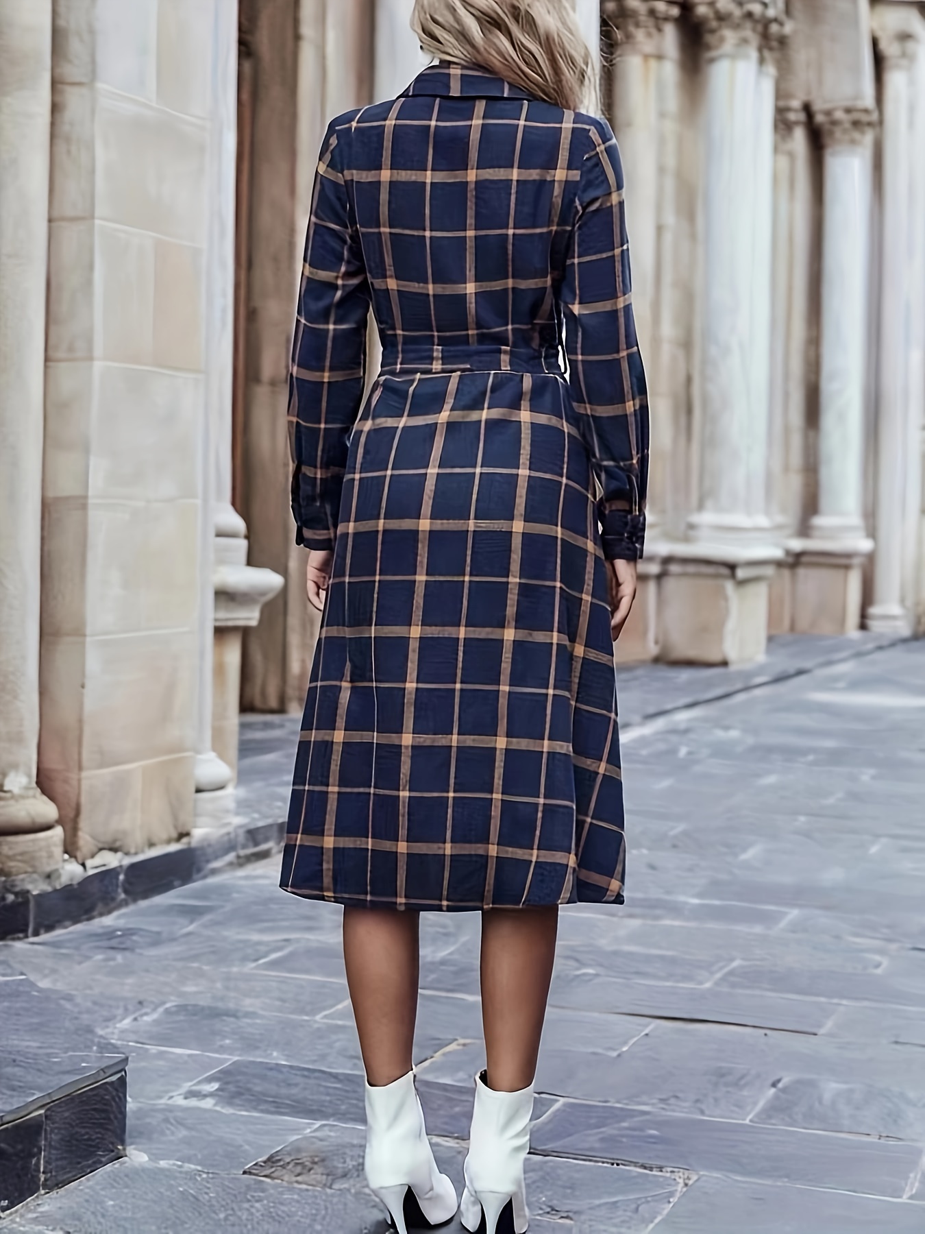 Plaid knee outlet length dress