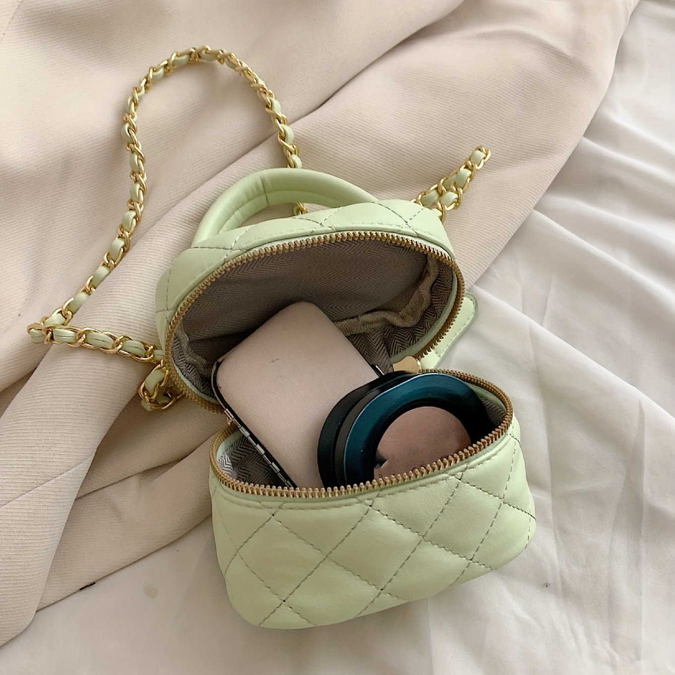 Mini Argyle Quilted Bucket Bag Trendy Chain Crossbody Bag Womens Drawstring  Design Handbag 5 9 6 29 4 72 Inch - Bags & Luggage - Temu Poland