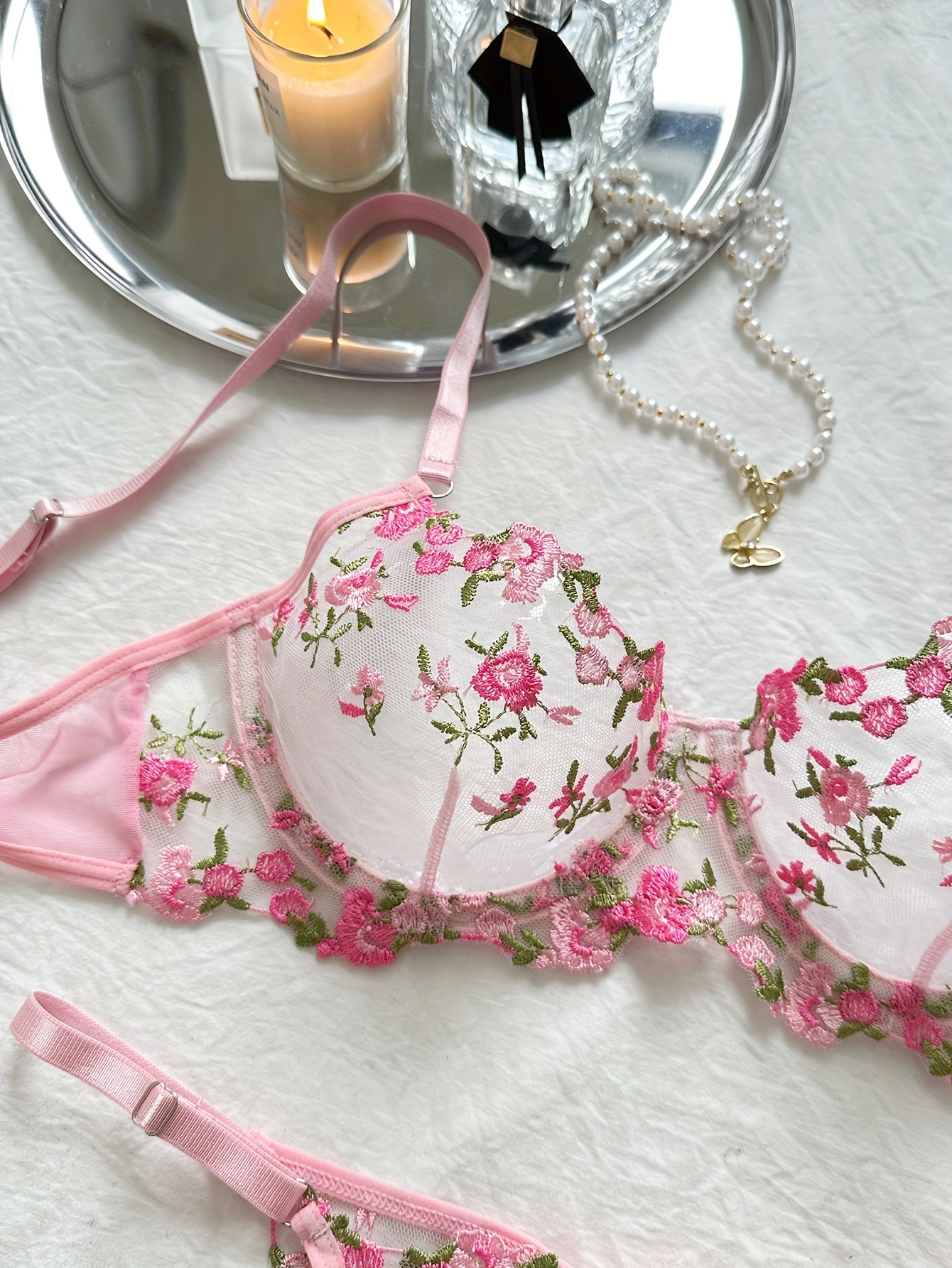Sexy Ladies Lace Underwire Transparent Pink Flower Bra Women Underwear  Lingerie Set - China Lingerie and Underwear price