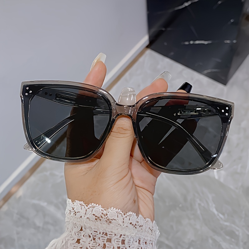 Gm best sale her sunglasses