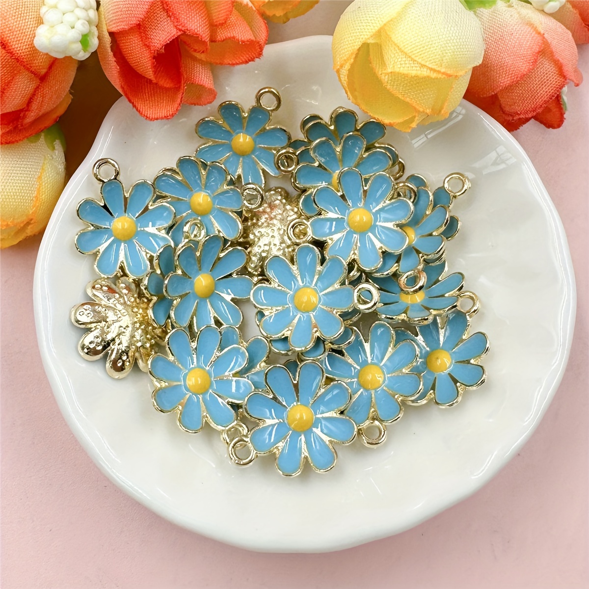 200pcs Daisy Flower Clay Beads-Polymer Clay Beads Charms for  Bracelet Necklace Jewelry Making (Flower)