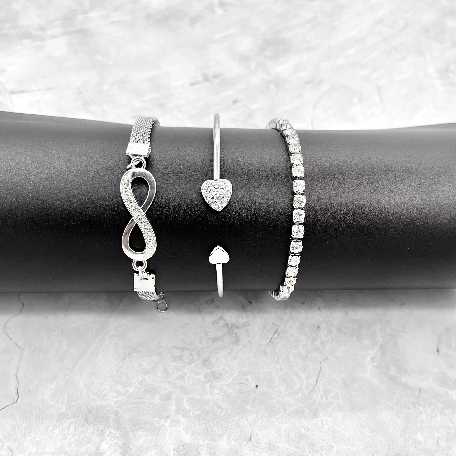 Women's Heart shaped Open Bracelet 8 Character Bracelet With Diamonds 3pcs Set