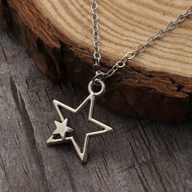 Vintage Goth Star Necklace