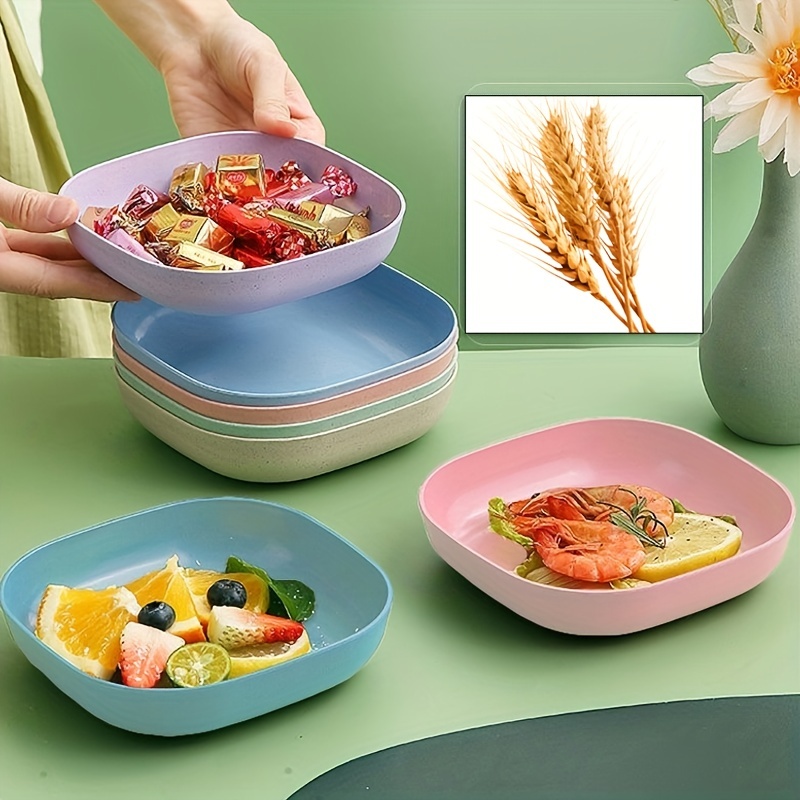 Tupperware 8 inch Square Plates Set of 4