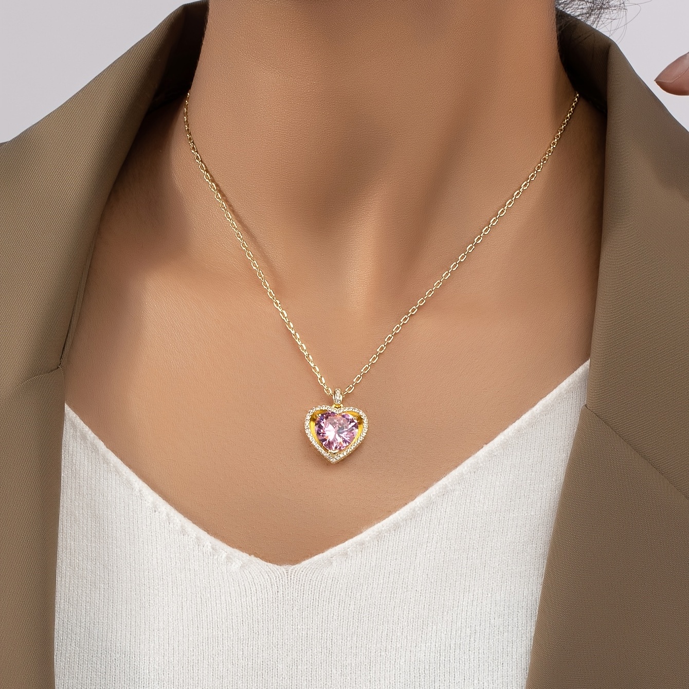 Pink Diamond Necklace Love Collarbone Chain Light Girlfriend Necklace  Birthday Gift Valentines Fashion Jewelry Silver Zircon Pink Heart Necklaces  Gift Wedding 