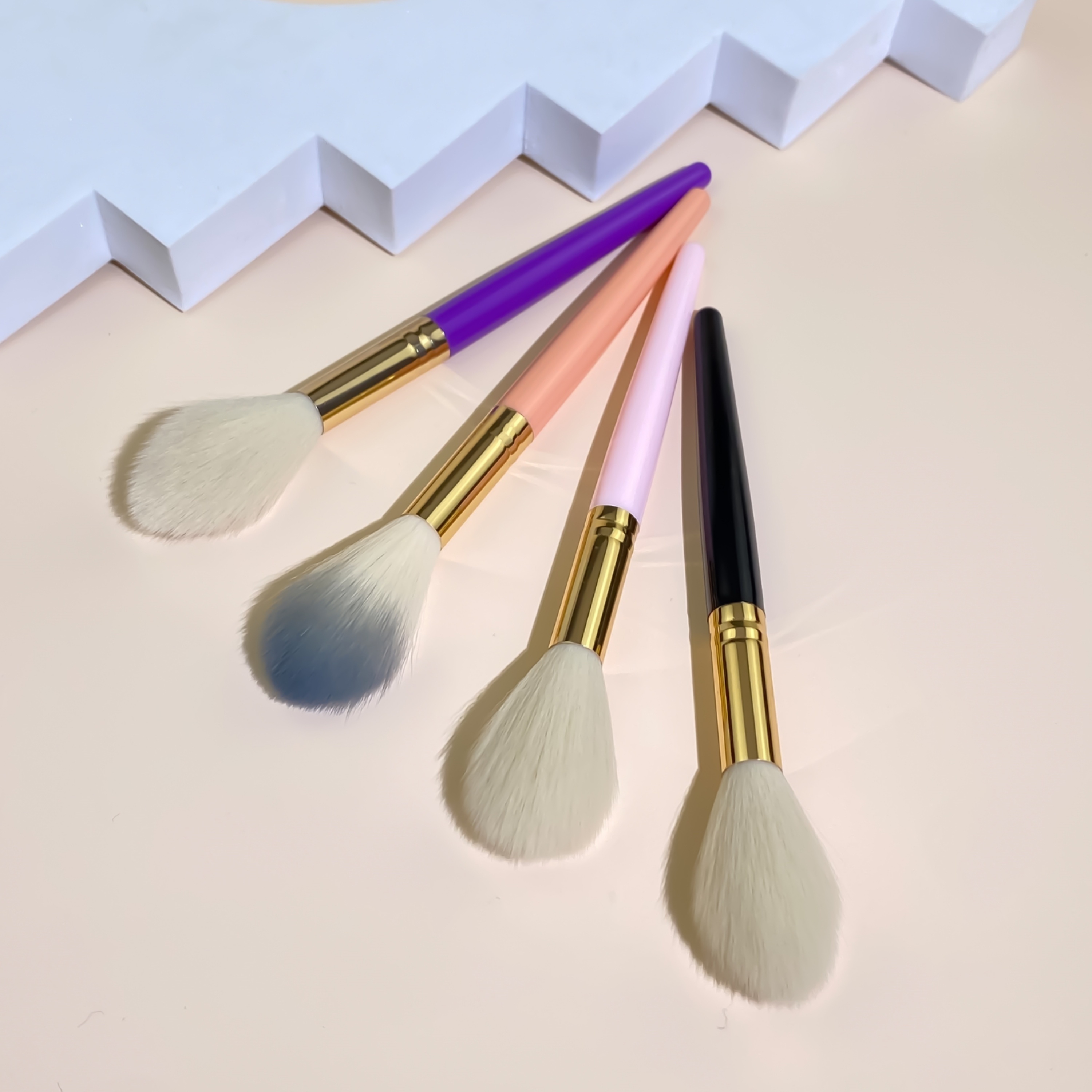 Single wooden handle loose powder brush/powder brush single makeup brush