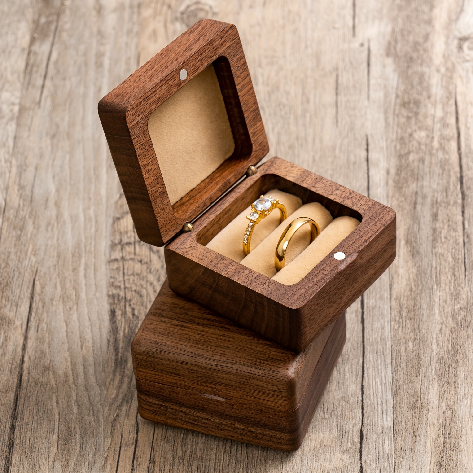 Petites boites cadeaux en bois customisées pour offrir un bague, un  porte-clé - Artemio