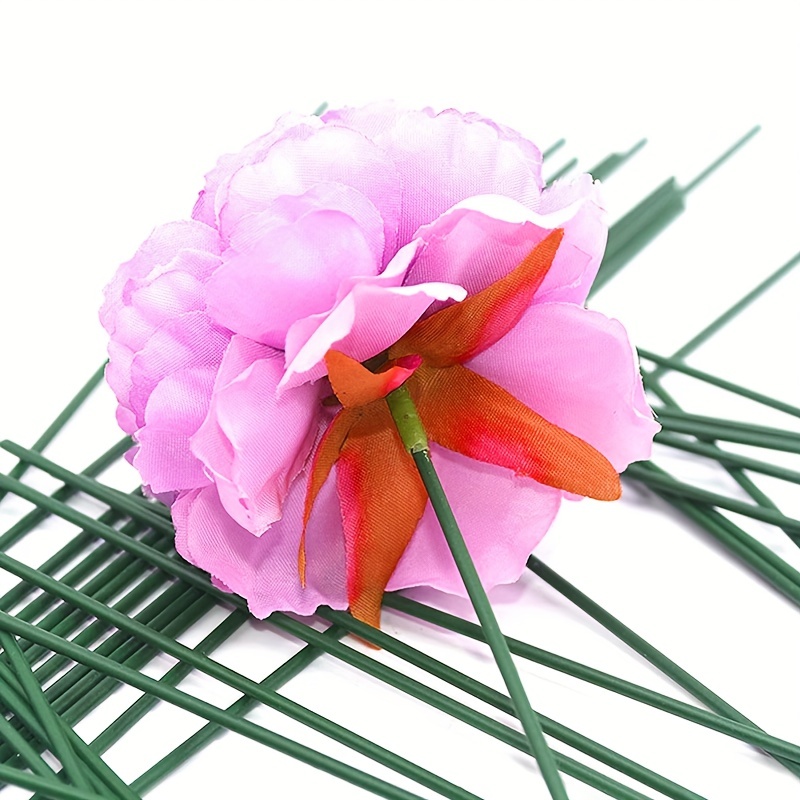 YOKOKE 30Pcs Floral Wire Stem with Leaves and 30Pcs Artificial Flower  Calyxes Set Plastic Rose Floral Wire DIY Craft Bouquet Plastic Flower  Sepals