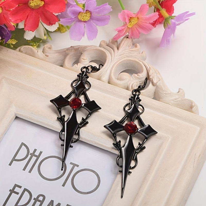 New Unique Razor Blade Earrings Stainless Steel Gold Black Charm Hollow  Drop Earring Women Men Punk Jewelry Hip Hop Dangle Earings