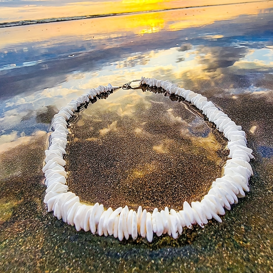 Hawaiian Puka Shell Necklace, Beachy Style