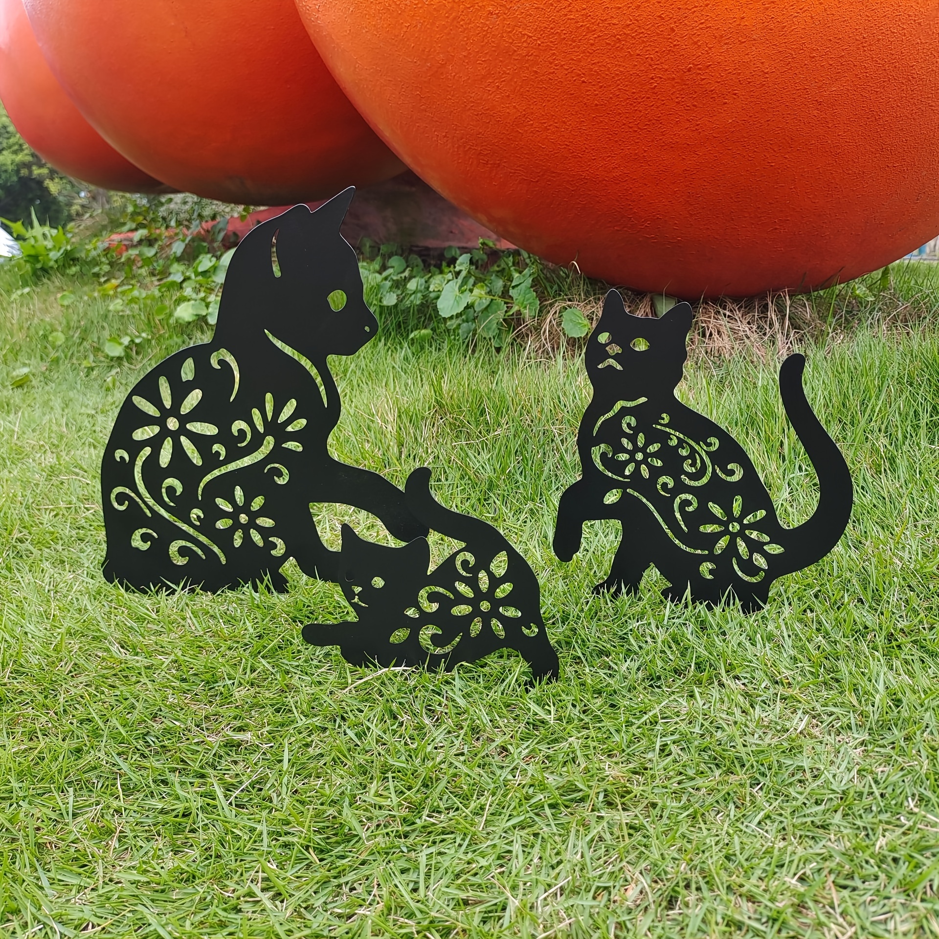 RXIRUCGD Home Decor Outdoor Wrought Iron Cat And Butterfly Style Plug-in  Garden Decoration Ornaments 