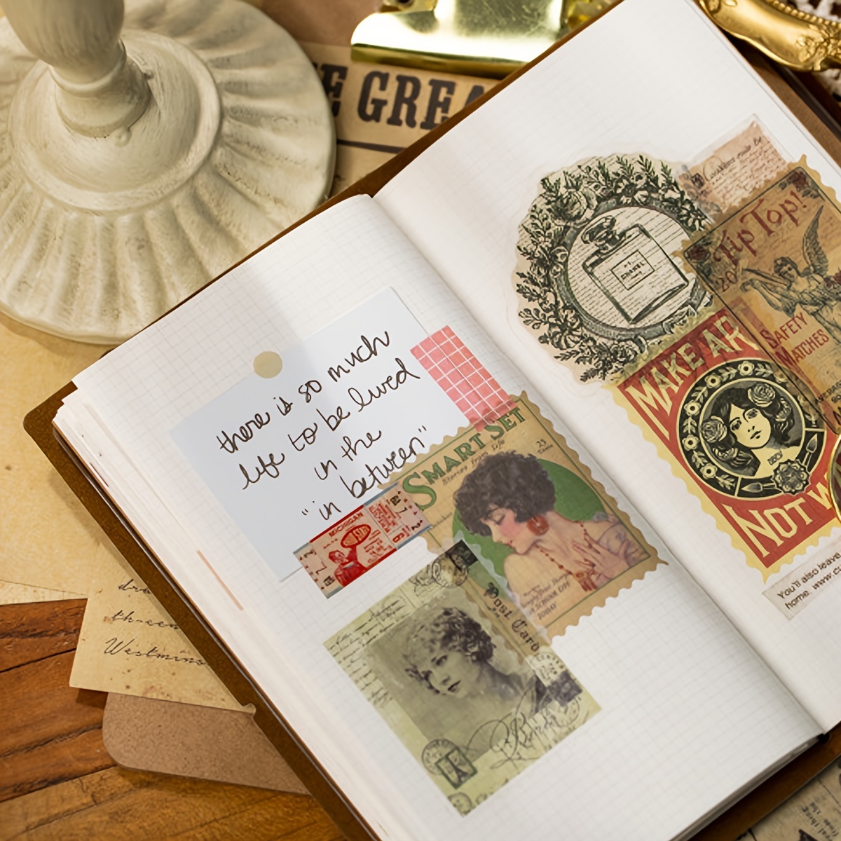 240 Pcs Autocollants Thème du timbre, Autocollants Artisanaux  Auto-Adhésifs, Papier Timbré Vintage Autocollants Scrapbooking pour Craft  Diary