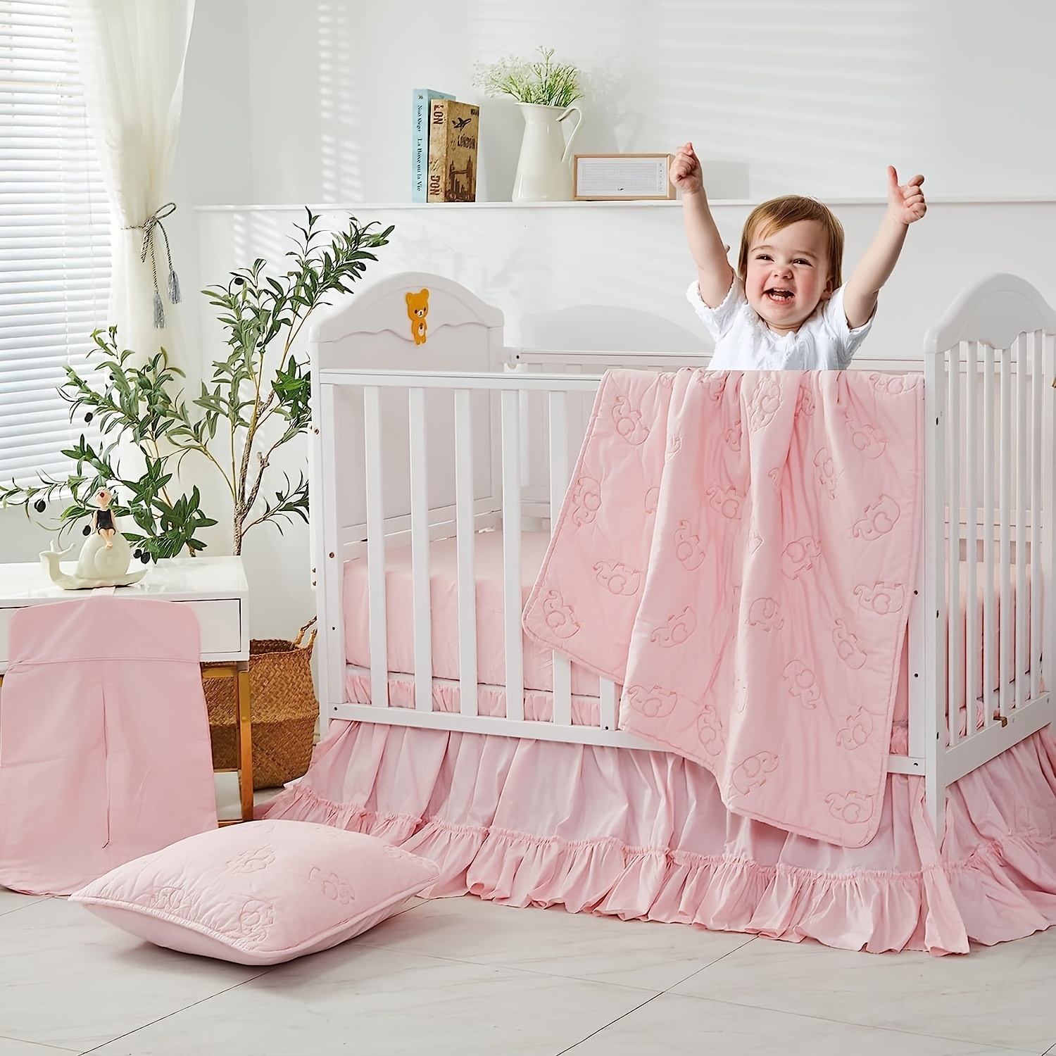  Pink Elephant - Juego de ropa de cama para cuna de bebé, 3  piezas, para niñas, con edredón de bebé, sábana bajera ajustable, falda de  cuna : Bebés