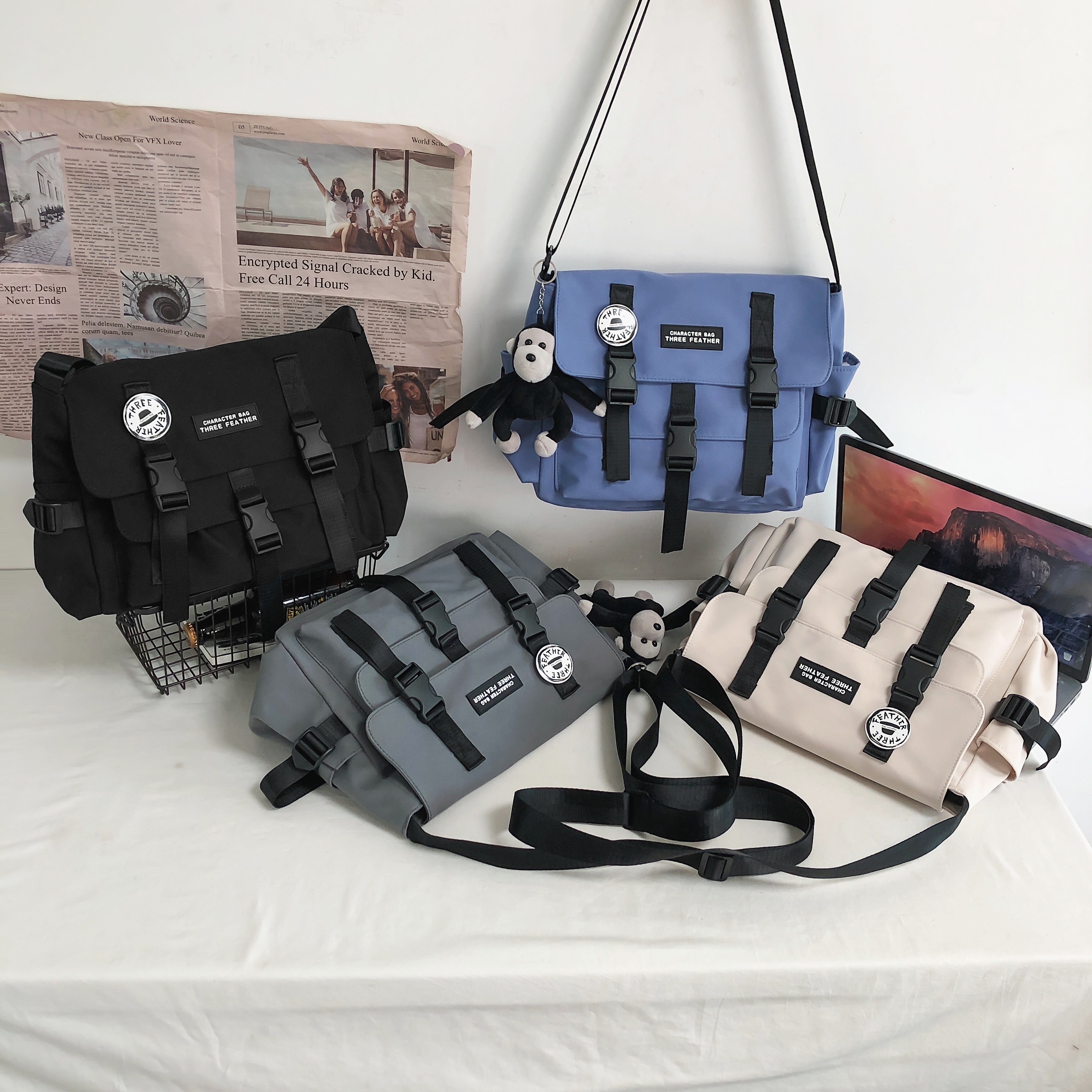 Designer Protective Laptop Bags Fashionable Blue Messenger Travel