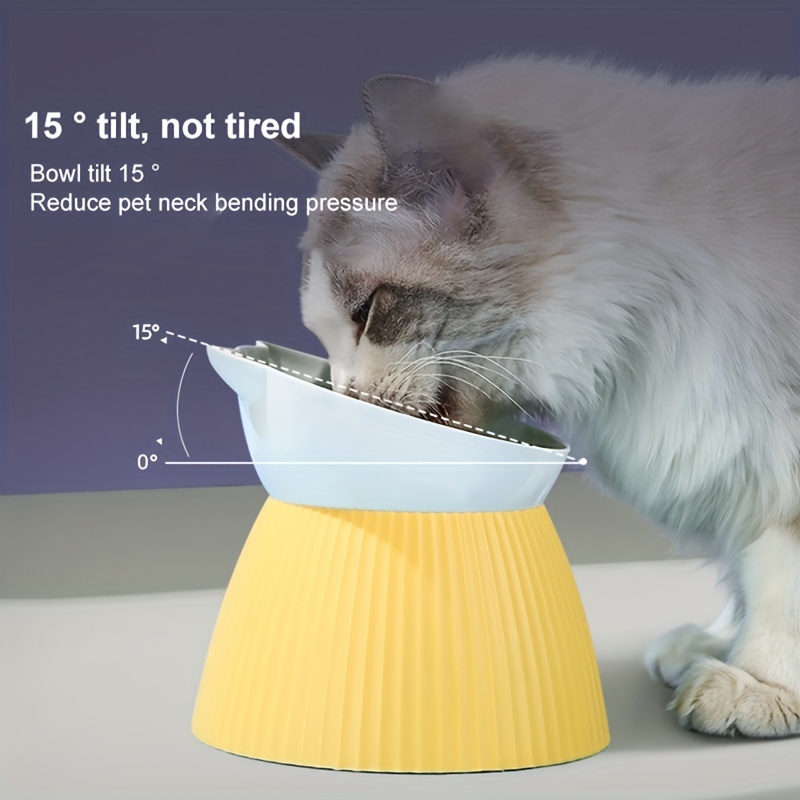 Ergonomic cat outlet bowl