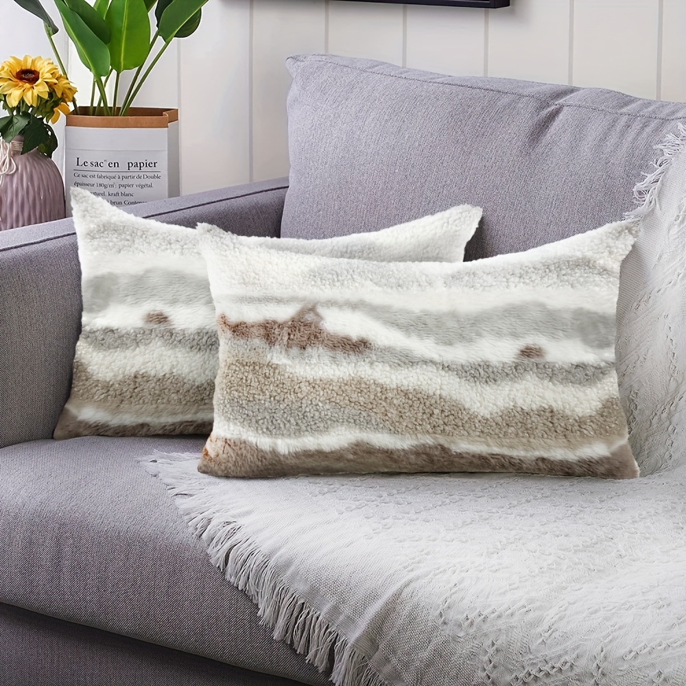 Faux fur lumbar outlet pillow