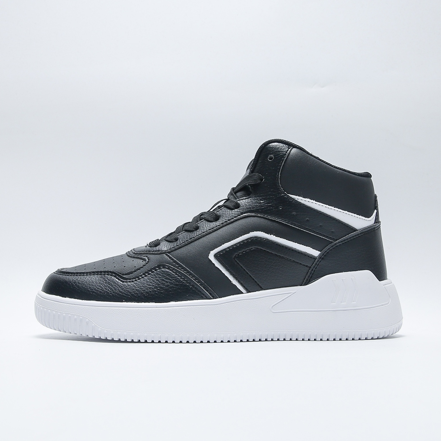 Men's High Top Sneakers Lightweight Non Slip Shoes