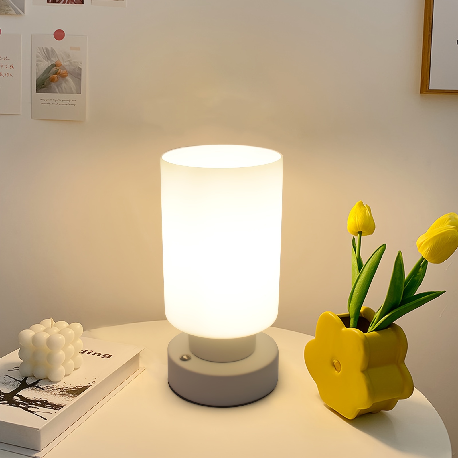 Aukey cordless store lamp