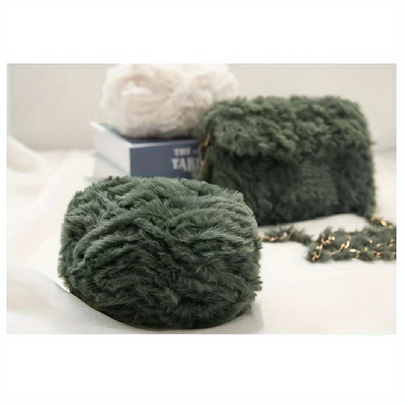 Yarnart Mink Fur Yarn, Soft Fur Yarn Chunky Fluffy Faux Fur Yarn Fuzzy Fur Yarn Eyelash Yarn for Crochet Knit Clothes Knitting 50gr (Yarnart Mink