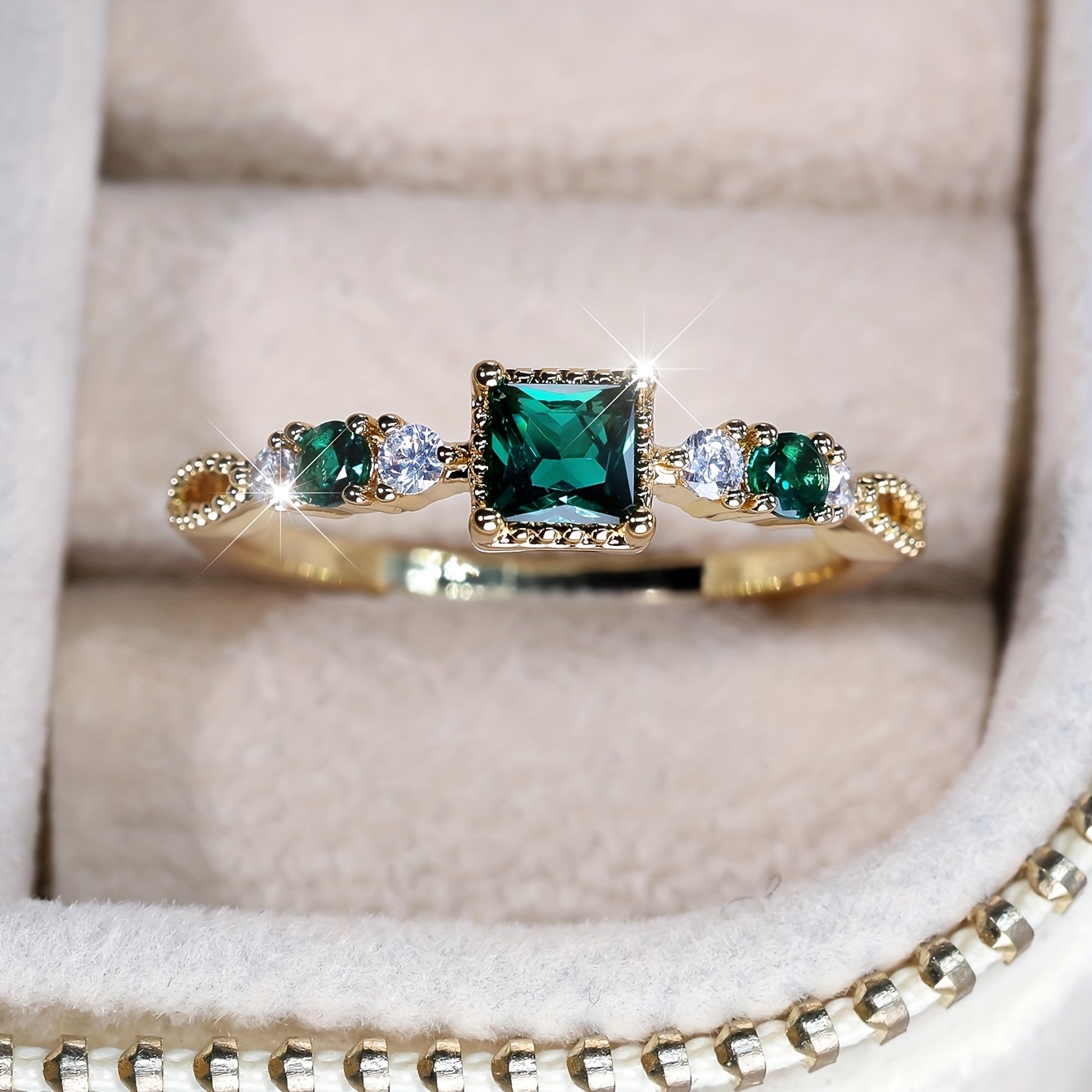 Vintage Zirconia Inlaid Ring - Dainty Birthday Gift