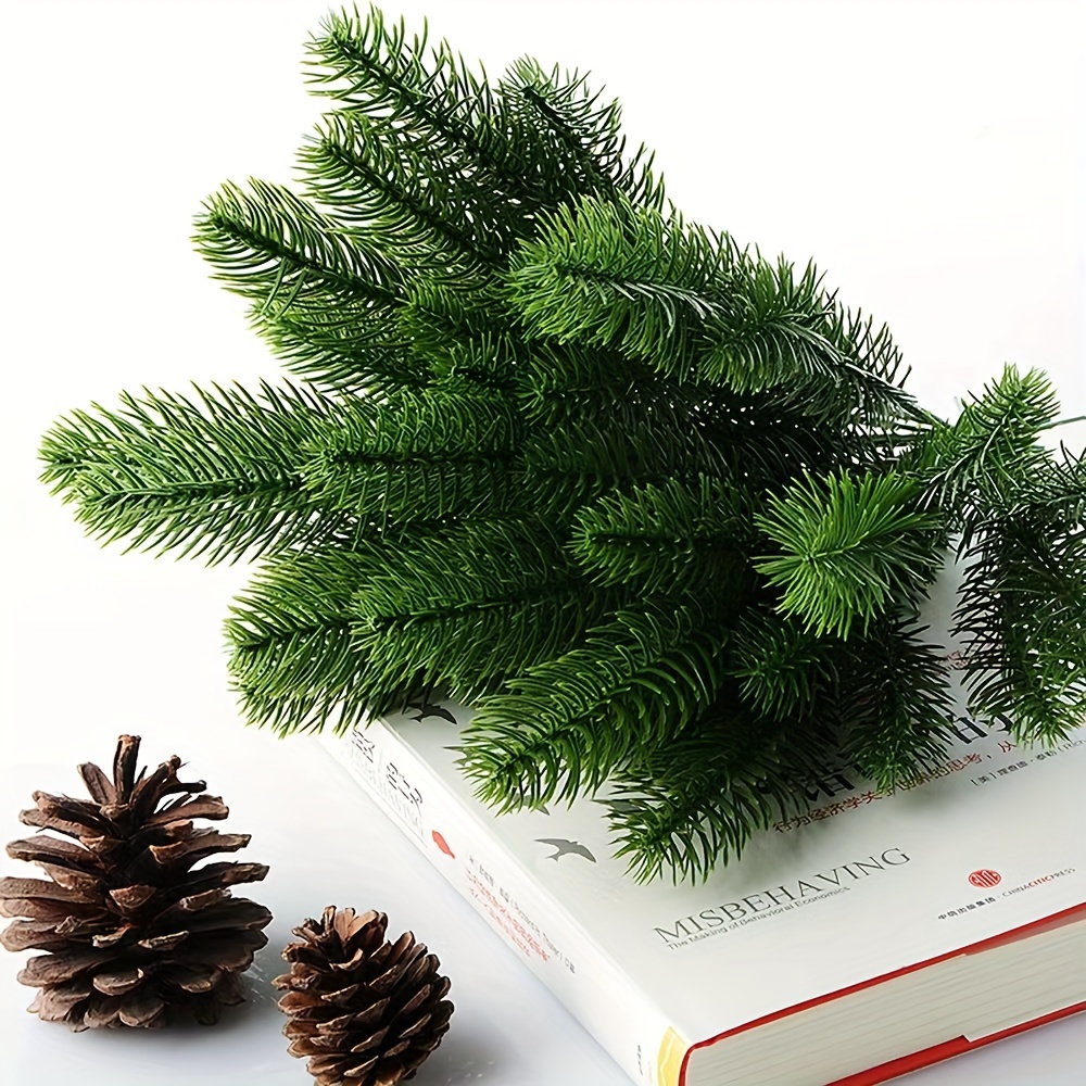 WAN2TLK 50pcs Christmas Tree Filler Branches, Artificial Pine Branches, Christmas Artificial Evergreen Branches for DIY Garland, Christmas Tree