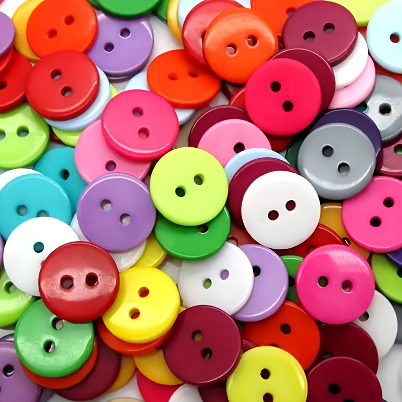  200pcs Heart Shaped Buttons, Assorted Color Tiny Button 2 Holes  Candy Color Sewing Crafts for Sewing Scrapbooking Knitting