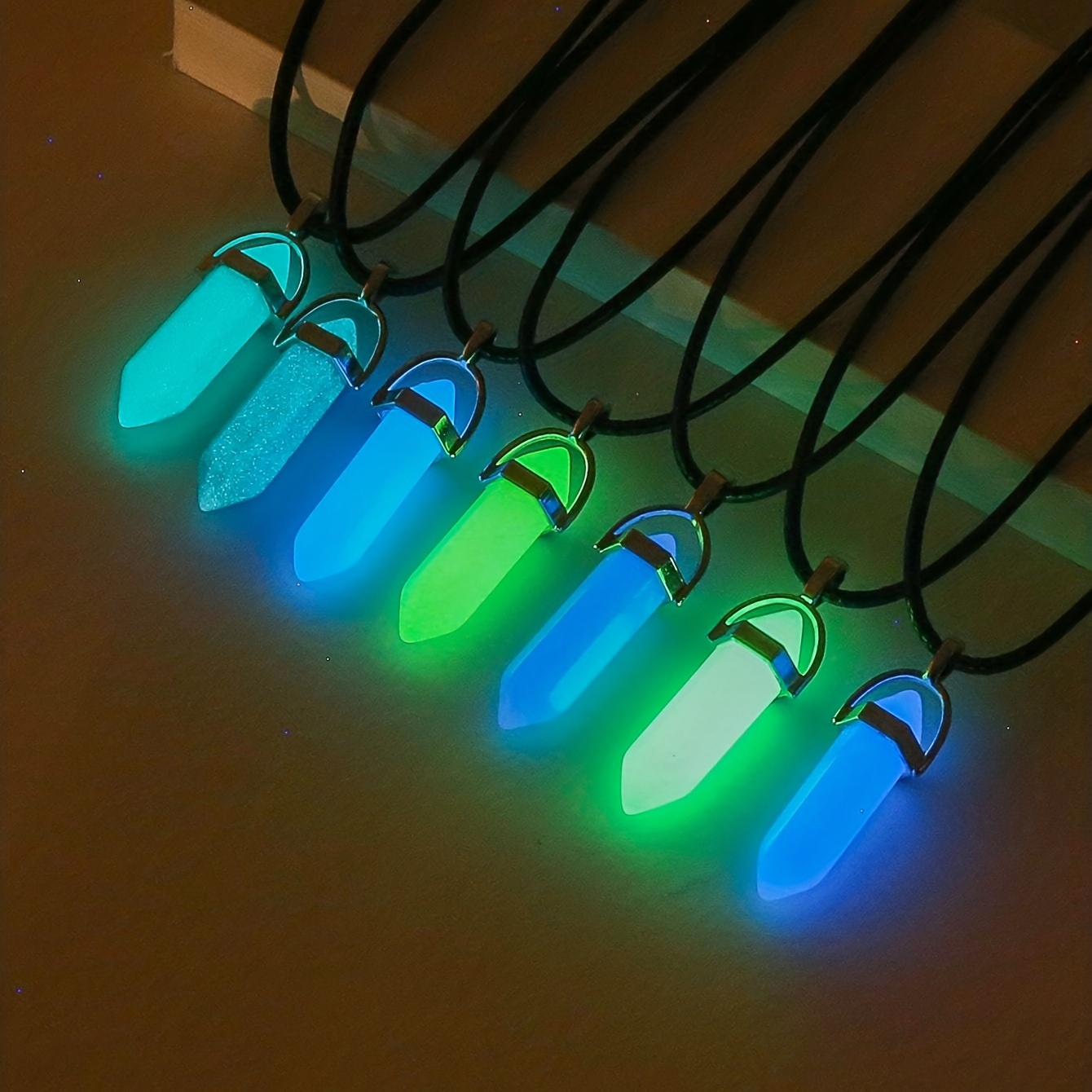 

7pcs Luminous Glass Pendants Simple Colored Necklace Casual Holiday Unisex Neck Accessories For Music Festival