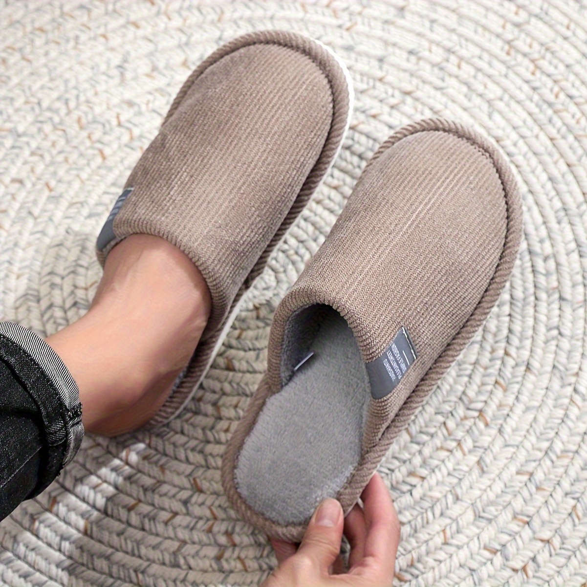Image of Men' & Women' Corduroy Slippers With Non-slip Sole - Plush Warm Indoor Suitable For Home, Floor, Cozy Suitable For Floor Care, Suitable For