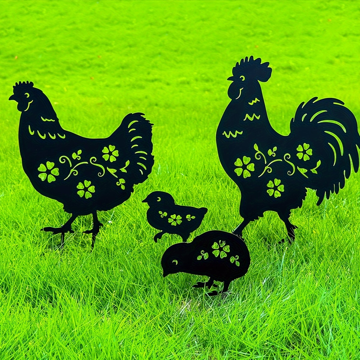 

4pcs, Chicken Yard Art Garden Metal Statue Decor, Lifelike Rooster Hen Animals Stakes Outdoor Decorations, Black Hollow Out Chickens Family Silhouette Sets For Farmhouse Pathway Lawn