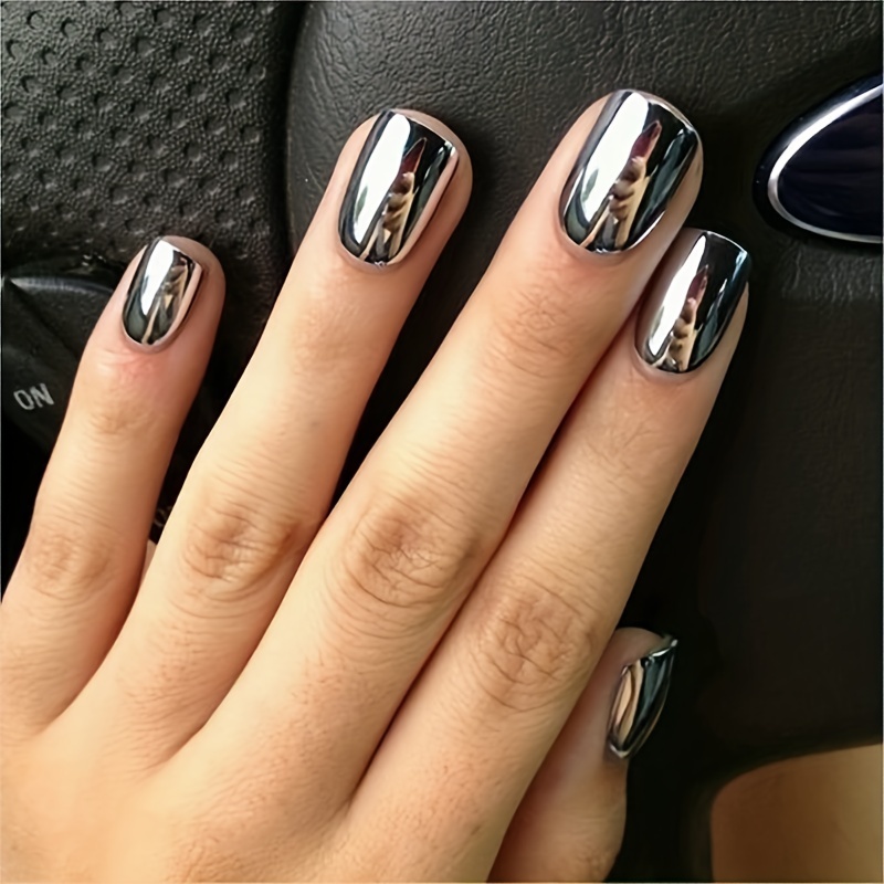 Review of Lylaa Silver Chrome Effect Nail Polish