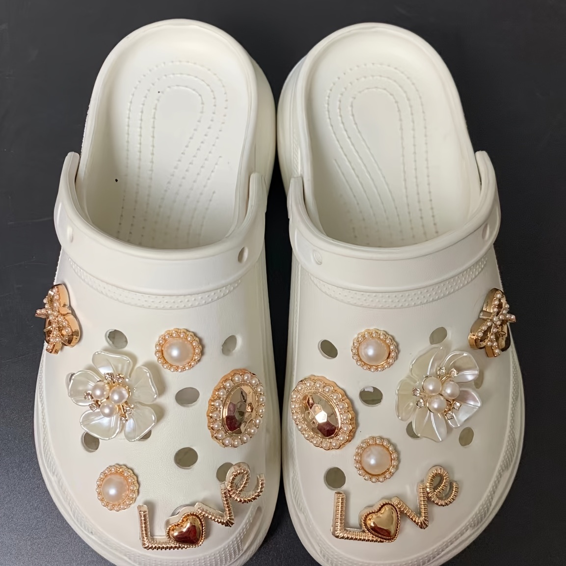 Metal Crocs Charms Designer DIY Pearl Rhinestones Shoes Decoration For  Crocs Jibb Clogs Kids Women Girl Gift