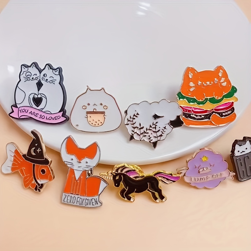 Série de broches de animais fofos Kawaii Gato / Peixe Etc Padrão de forma  de desenho animado bonito crachá de anime Acessórios de roupa - Temu  Portugal