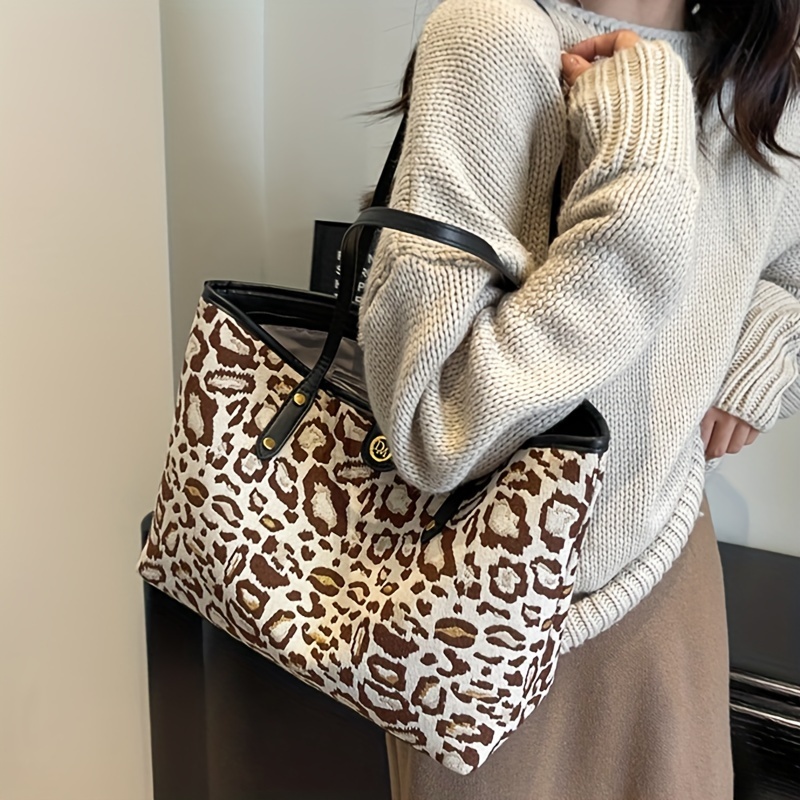 Leopard Print Shoulder Tote Bag