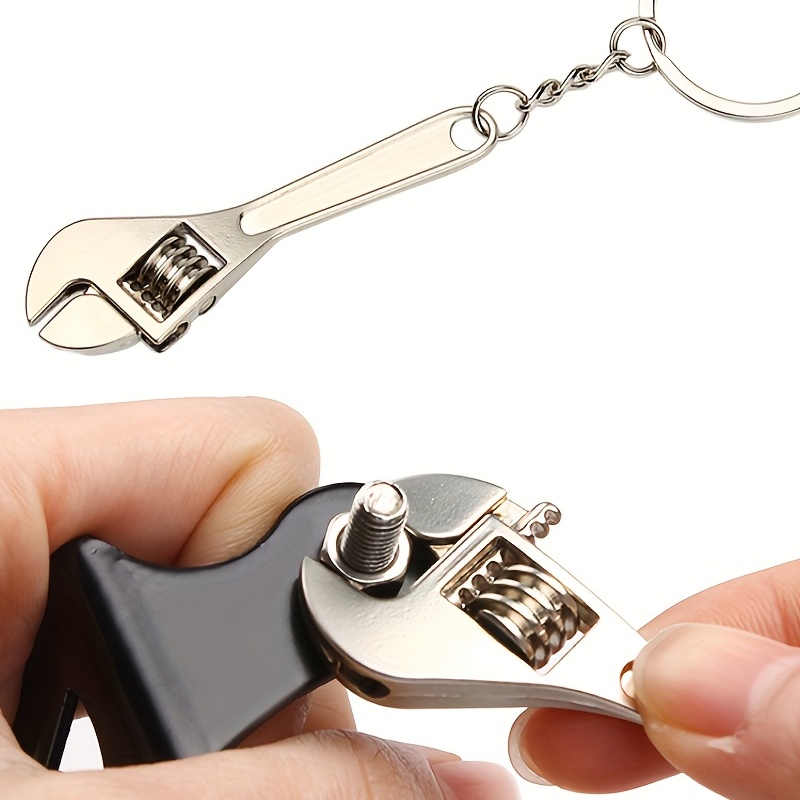 

Portable Mini Wrench Keychain - Adjustable Universal Tool For Car, Bike, And Motorcycle Repair - Creative Gift For Men