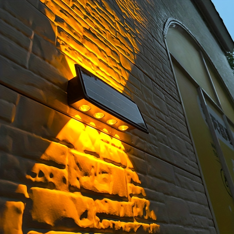 1pc 10 LED Lumières De Clôture Solaires, Éclairage Extérieur Étanche Du  Crépuscule À L'aube, Pour Murs, Terrasse, Marches, Décor De Jardin - Temu  Belgium