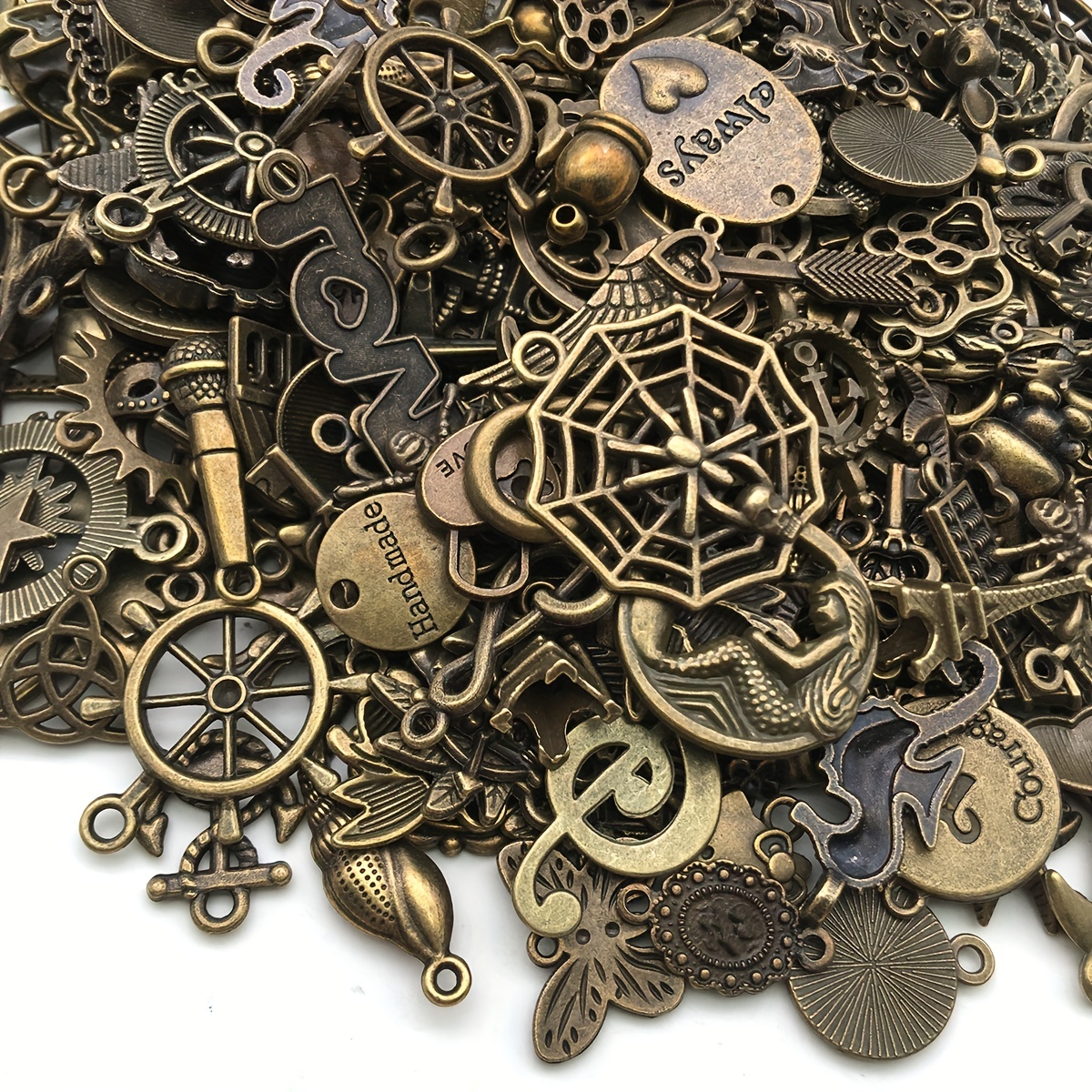 Vintage Charms Bulk,200pcs Mixed Antique Charms Tibetan Alloy Pendants for Necklace Bracelet Jewelry Making and Crafting,Antique Silver & Gold