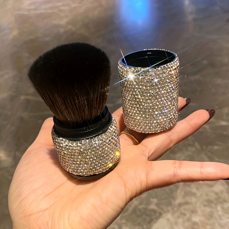 Image of 1pc Inlaid Portable Makeup Brush High Aesthetic Light Luxury Diamond Retractable Touch-up Brush With Lid Soft Hair Fluffy Blush Loose Powder Brush Short Handle