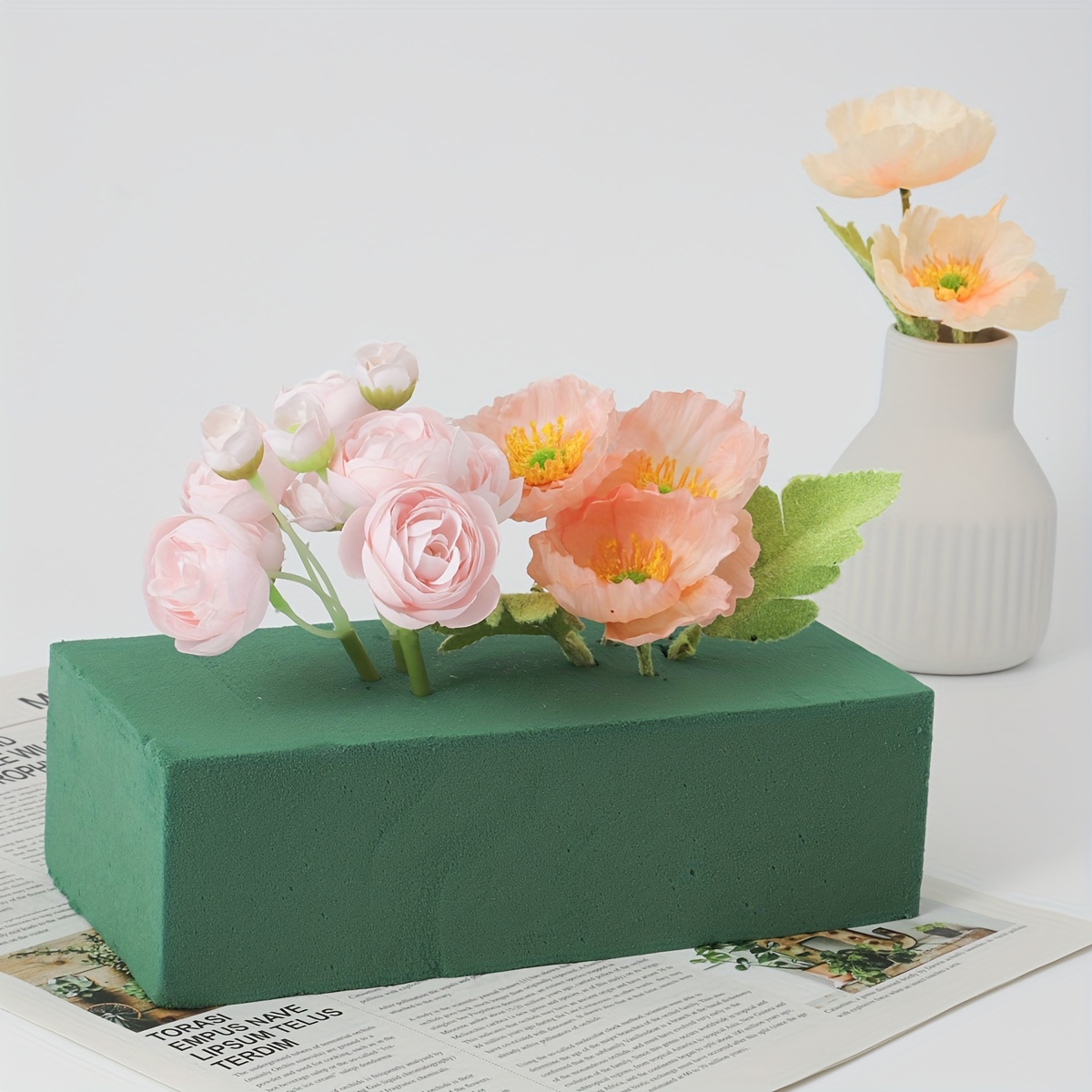 

8pcs Of High-density Dry For Valentine's Day, Wet Bouquet Arrangement Materials, Floral Foam For Flower Shops, Accessories For Fresh Flower Arrangements.