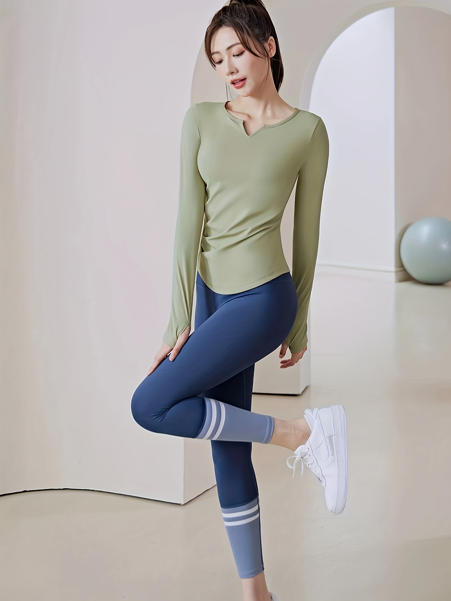 Sexy Long Sleeve Yoga Shirts Built In Bra Women Slim Fit Workout Sport T  Shirt Gym