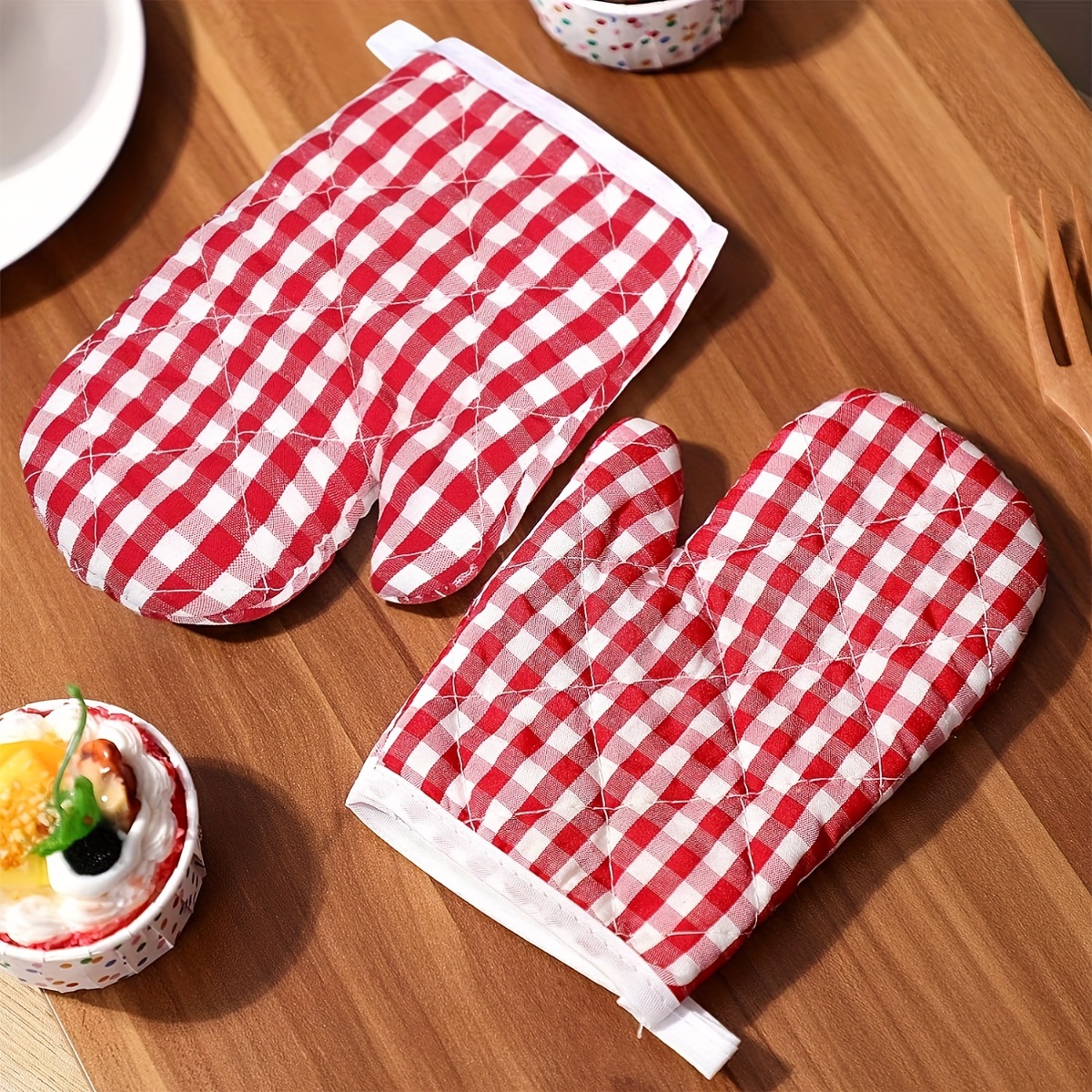 Kids Oven Mitts For Children Play, Kitchen, Microwave Oven Gloves, Kitchen Baking  Mitts, Checkered Heat Resistant, Kitchen Mitts For Safe, Kitchen Utensils,  Cooking Utensils, Baking Tools - Temu