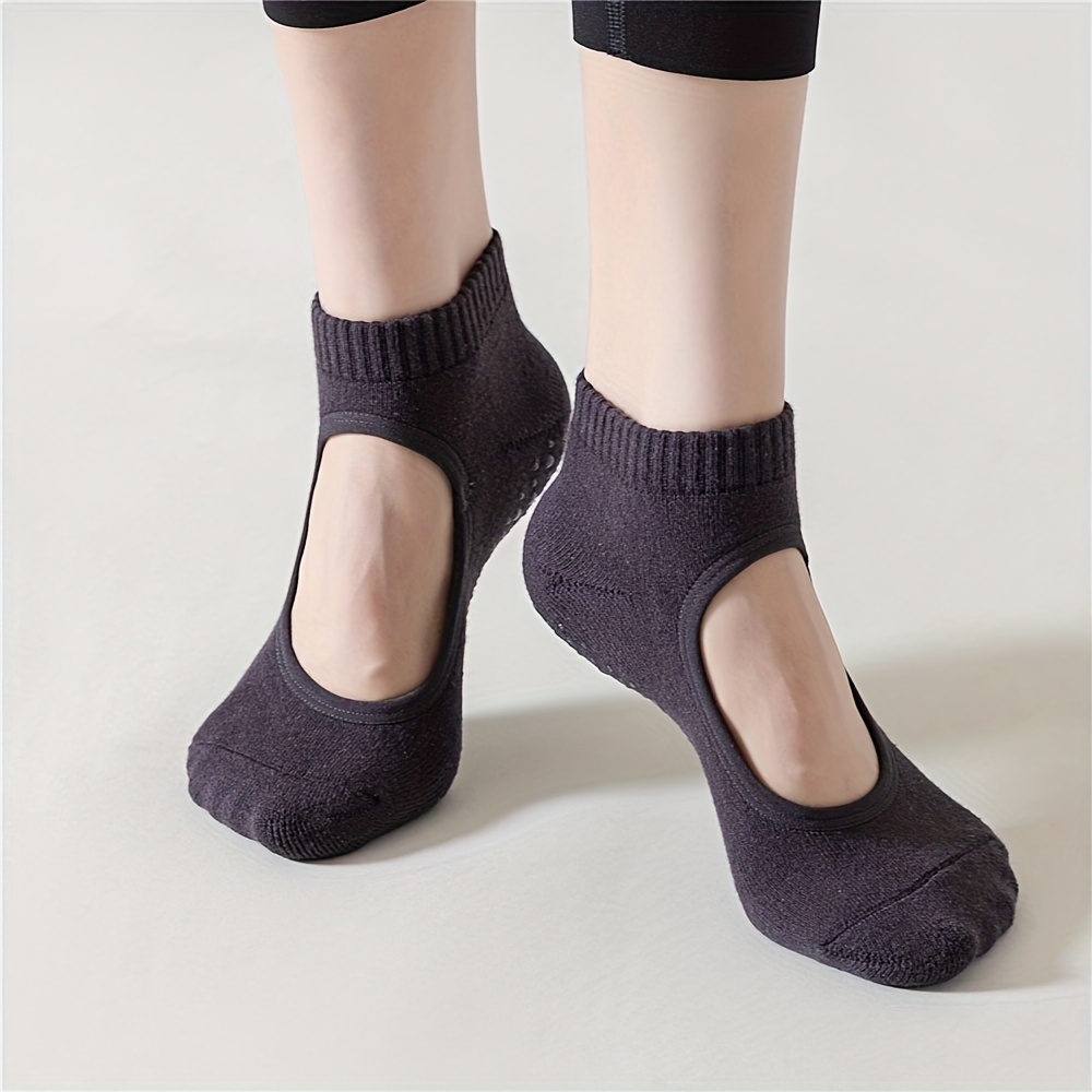 Non Slip Yoga Socks Shock Absorption Low Cut Grippers