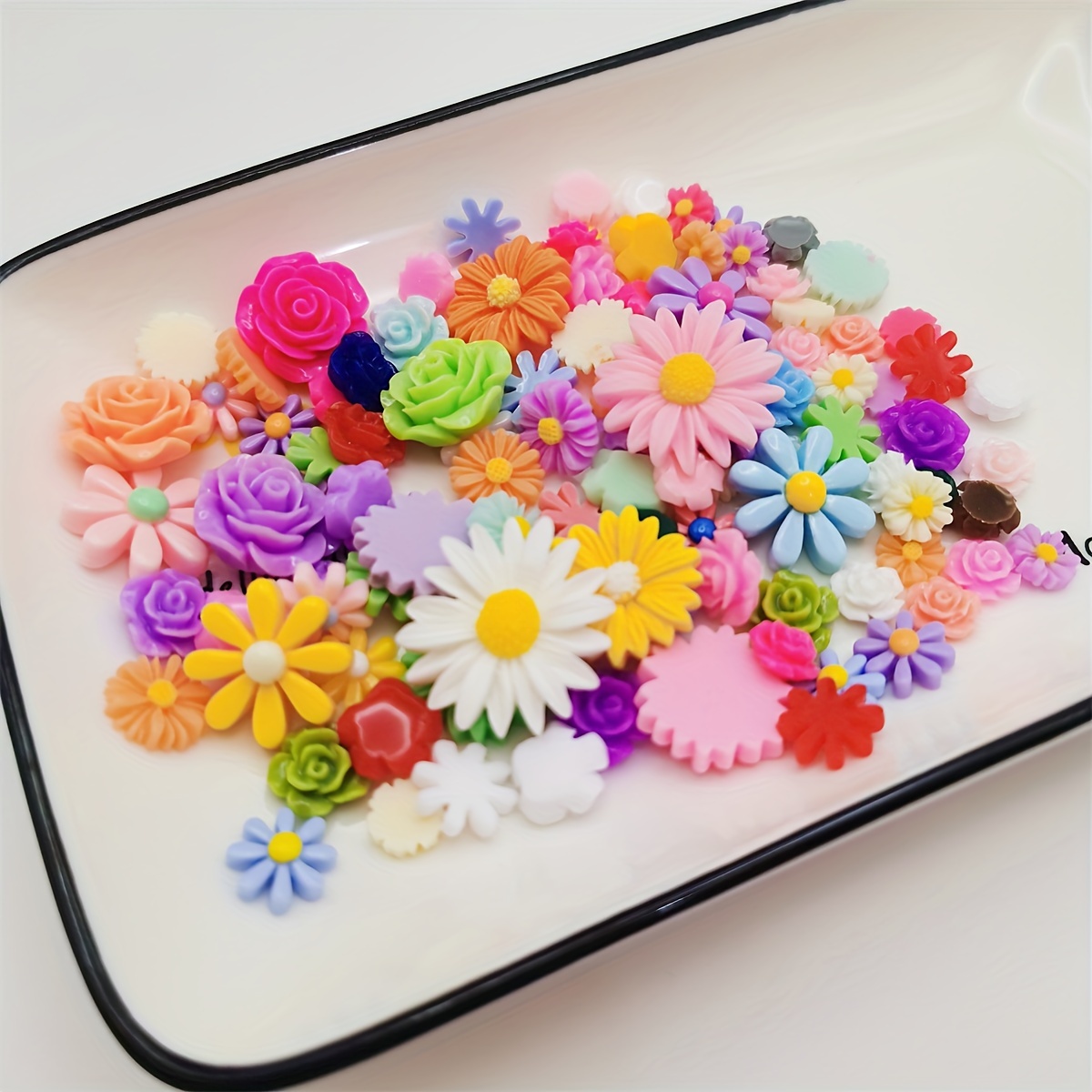 900pcs Colorful Buttons, Plastic Craft Buttons, Doll Buttons - Round, Mixed  Sizes & Colors for Crafting, Sewing, Children DIY, Painting, Gift