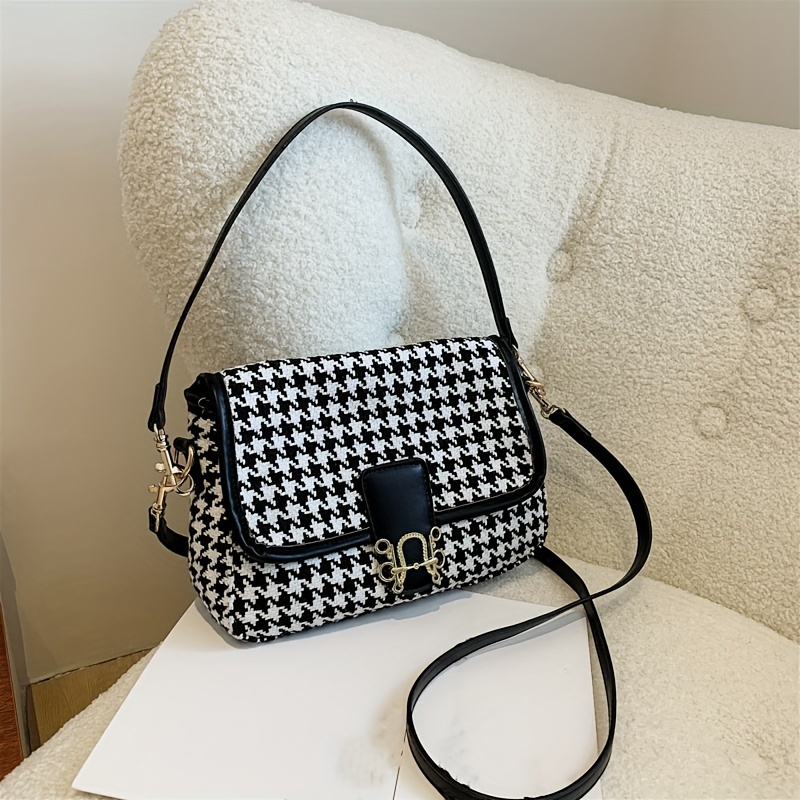 Houndstooth Pattern Flap Shoulder Bag