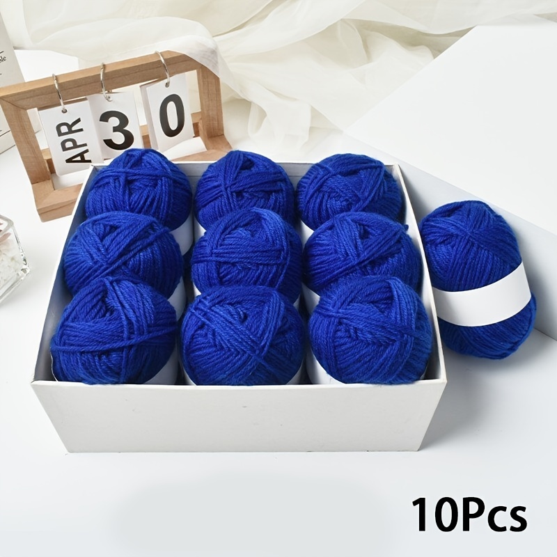 1PCS Yarn for Crocheting,Soft Yarn for Crocheting,Crochet Yarn for  Sweater,Hat,Socks,Baby Blankets(Blue NO Hook)