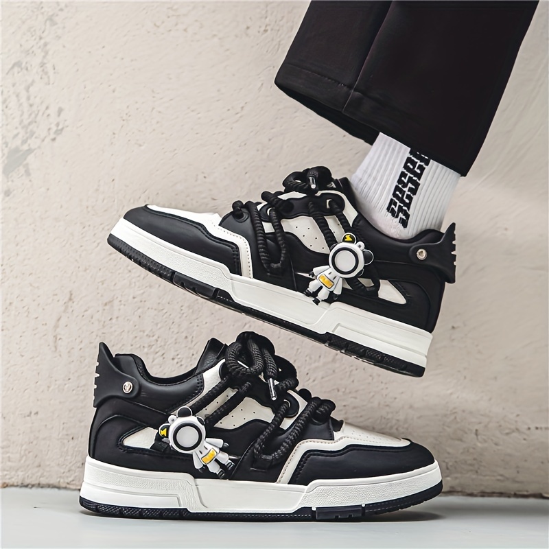 Men's Stylish Skate Shoes: Vintage Comfy Anti-skid Platform Sneakers With  Cross Decor - Temu Italy