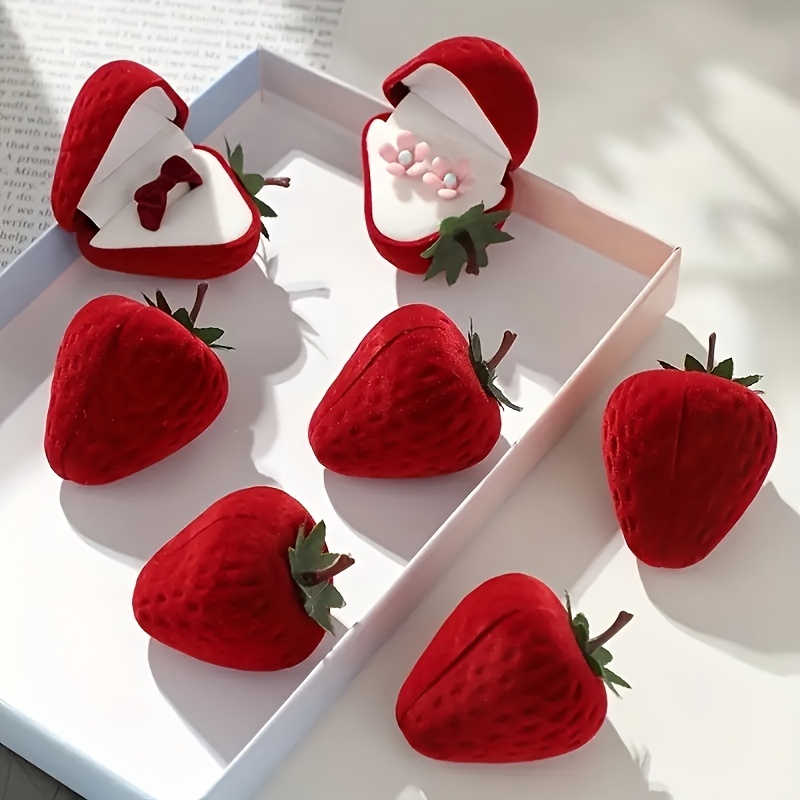 

1pc Strawberry Ring Box, About 50mm~45mm Cartoon Creative Mini Proposal Engagement Wedding Jewelry Display Box, Valentine's Day Small Items Gift Package Storage Box